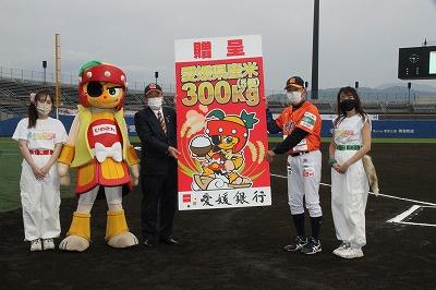 http://www.m-pirates.jp/news/786458d83b72240e79ecc8f71a8fadfd4749c7e9.jpg