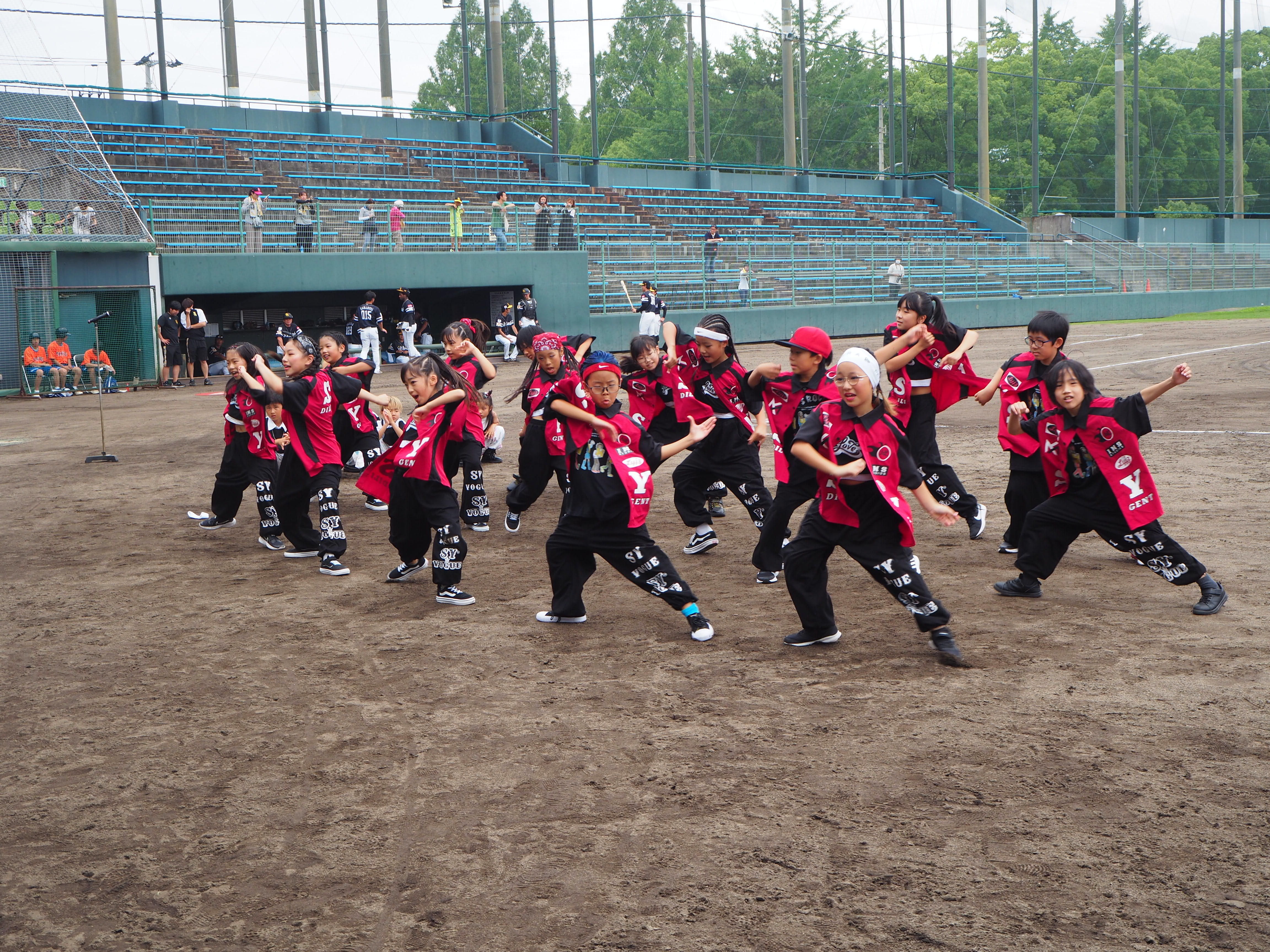 http://www.m-pirates.jp/topics/0960e9c680706c7ce9fbbe01b7219a43f2b7ee39.JPG