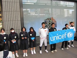 20151205ユニセフ募金 (1).jpg