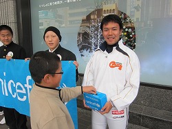 20151205ユニセフ募金 (2).jpg