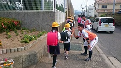 20160601石井北小　見守り隊 (3).jpg