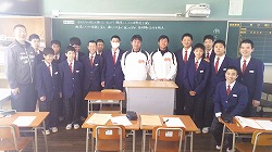 20170203 新居浜泉川中学校 (8).jpg