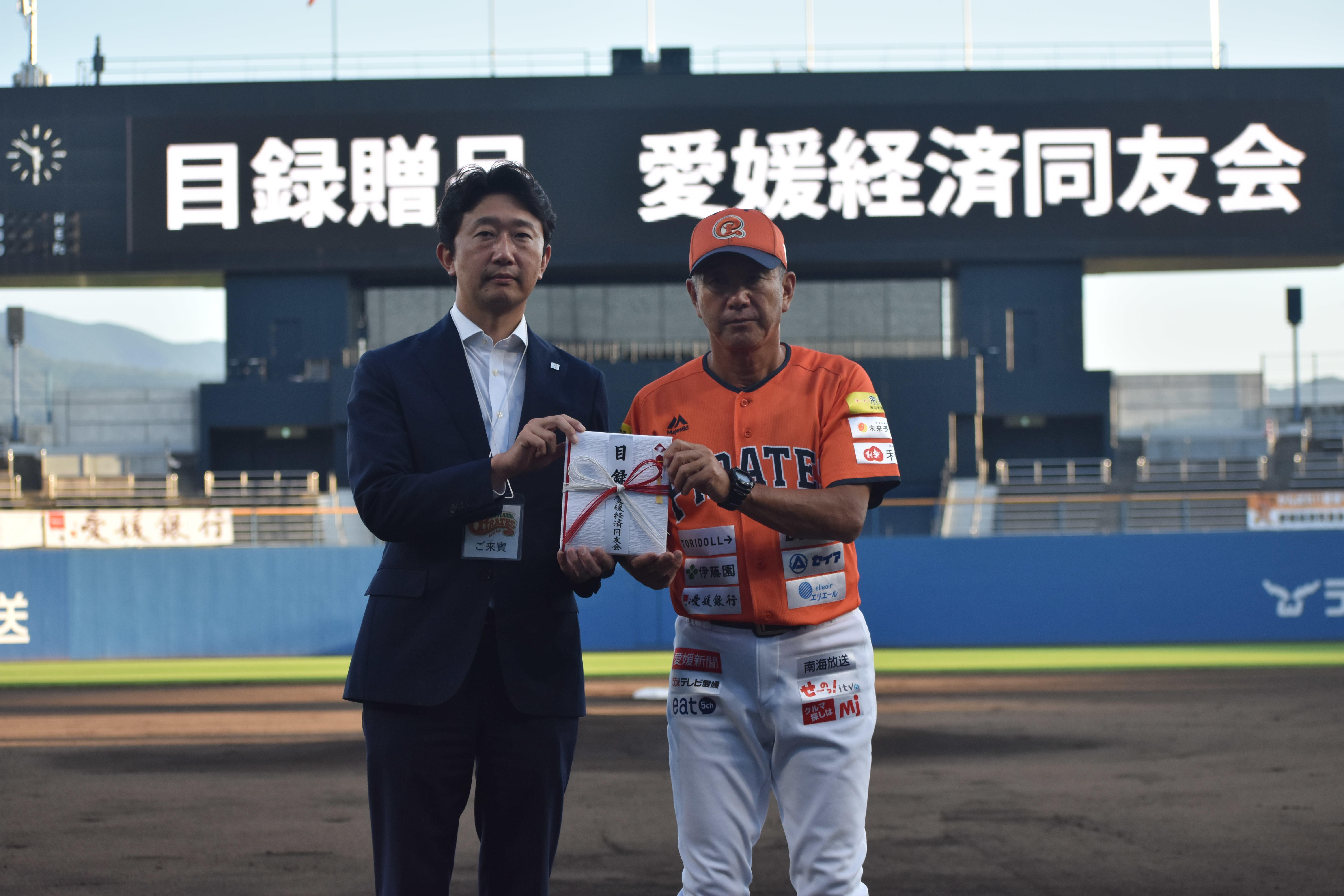 http://www.m-pirates.jp/topics/252f208a32a058217f1eb1be9889ffad8f2f9051.JPG