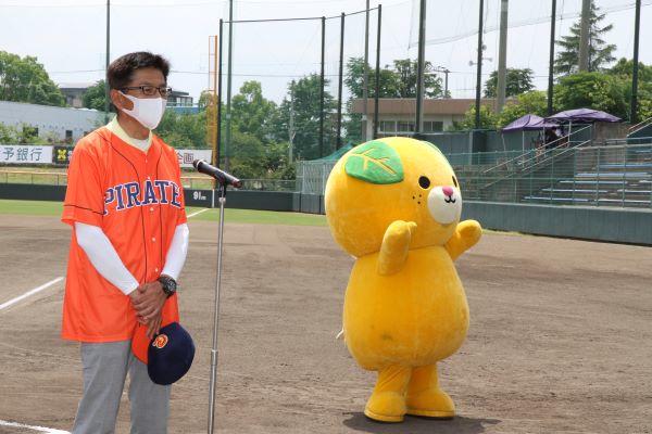 http://www.m-pirates.jp/topics/6245e4b285bf7a5e9a8cbe7c60a0ef453949fbb5.JPG