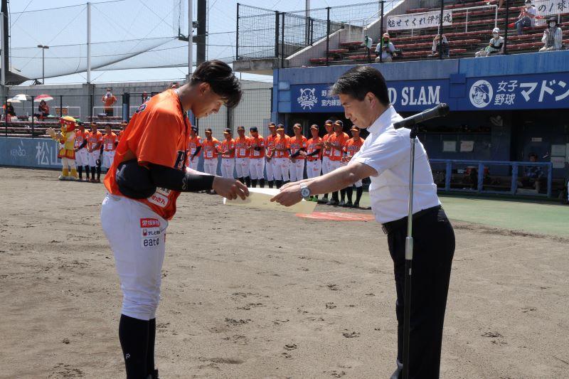 http://www.m-pirates.jp/topics/662a3810f0f49b7457a14df1d05f493135a28f95.JPG