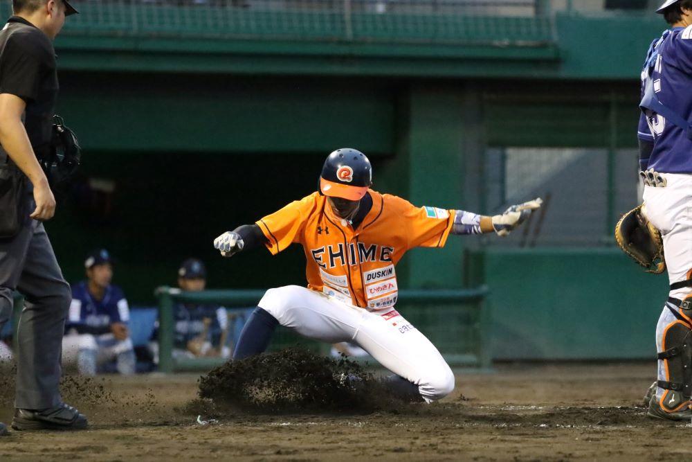 http://www.m-pirates.jp/topics/7c272e34794abef5549102bd0463853e1c8e52a9.jpeg