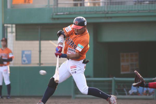 http://www.m-pirates.jp/topics/896bd57f233f5022986e1d765ac1c1f60041c425.jpg