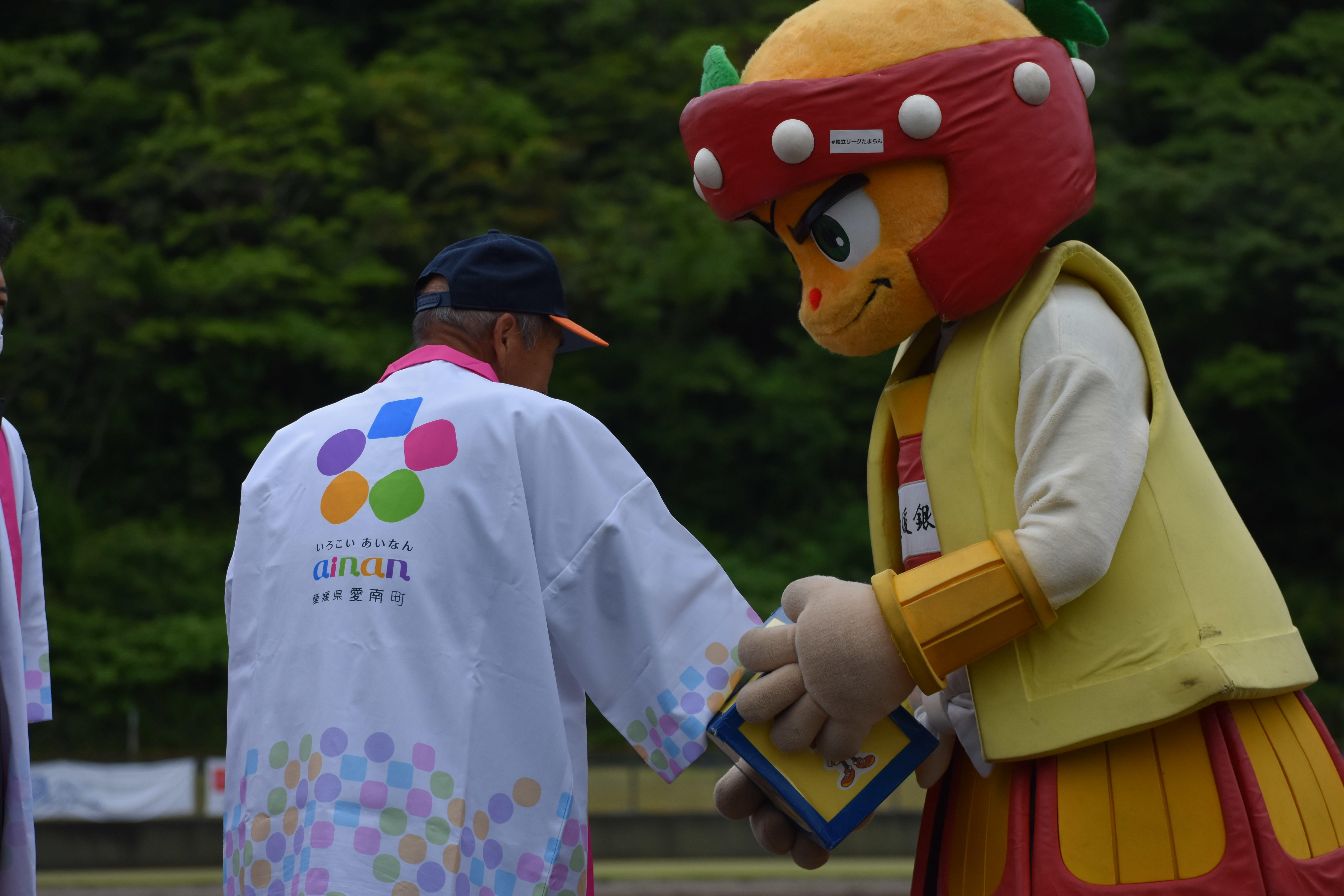 http://www.m-pirates.jp/topics/DSC_0216.JPG