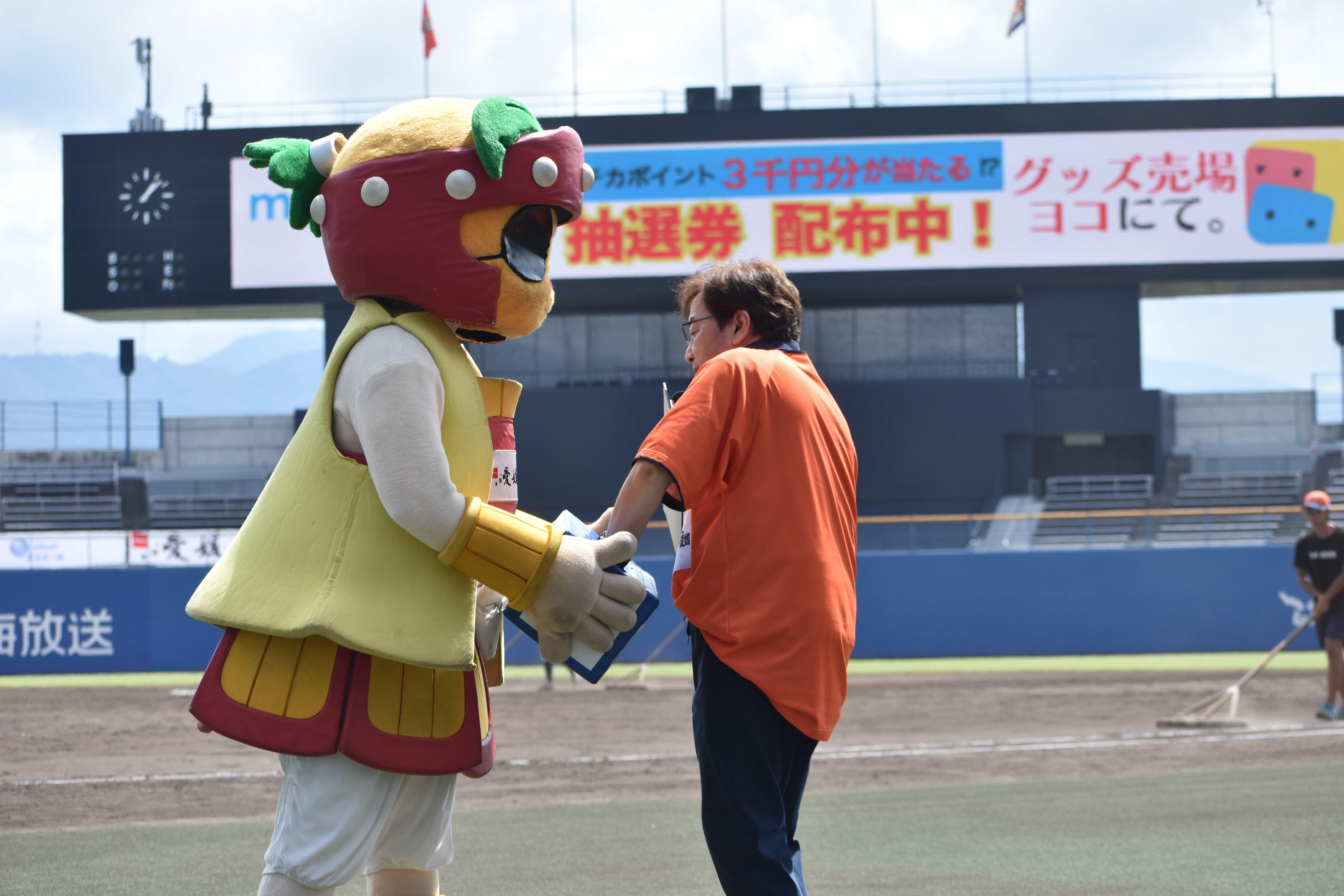 http://www.m-pirates.jp/topics/DSC_0399.JPG