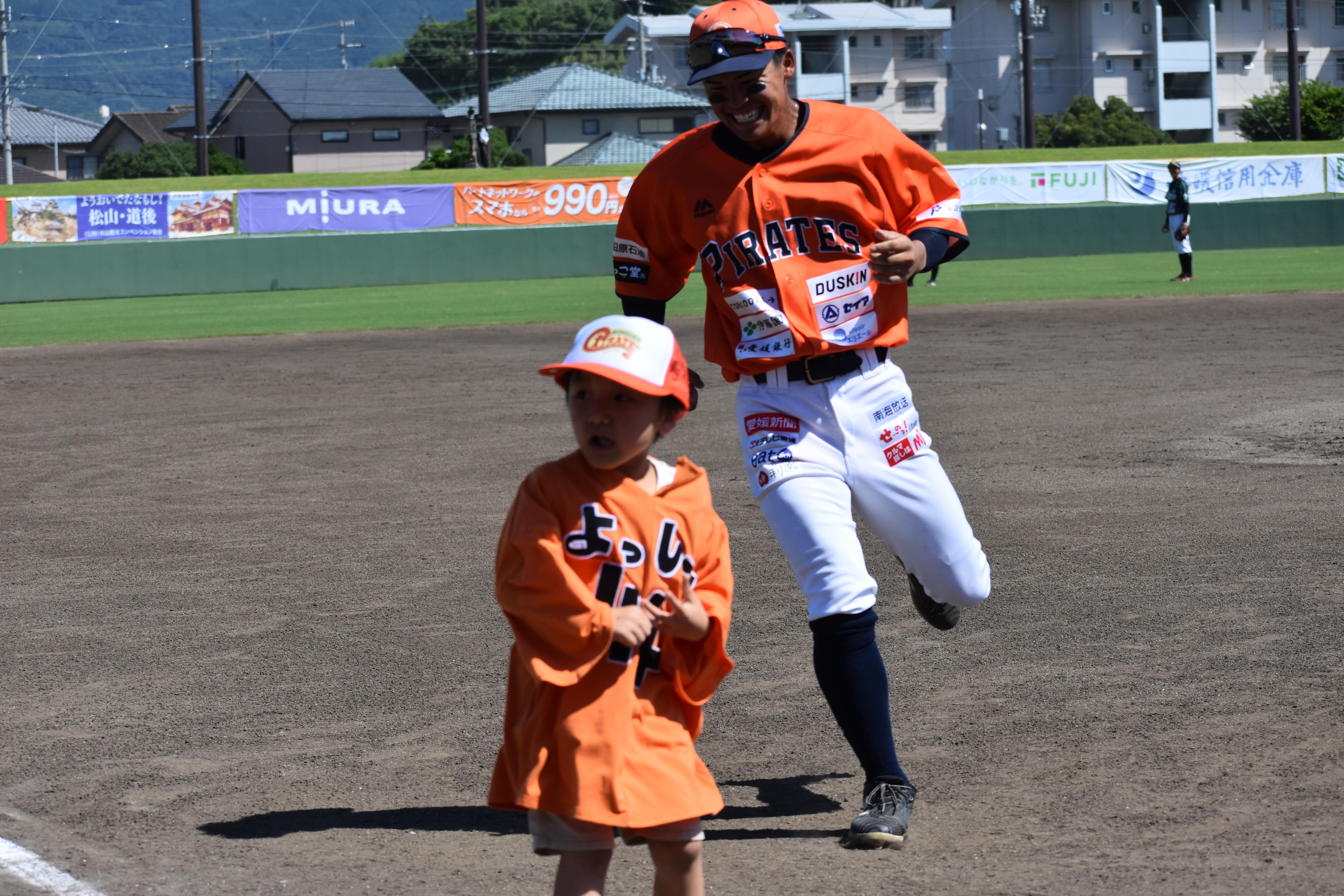http://www.m-pirates.jp/topics/DSC_0636.JPG