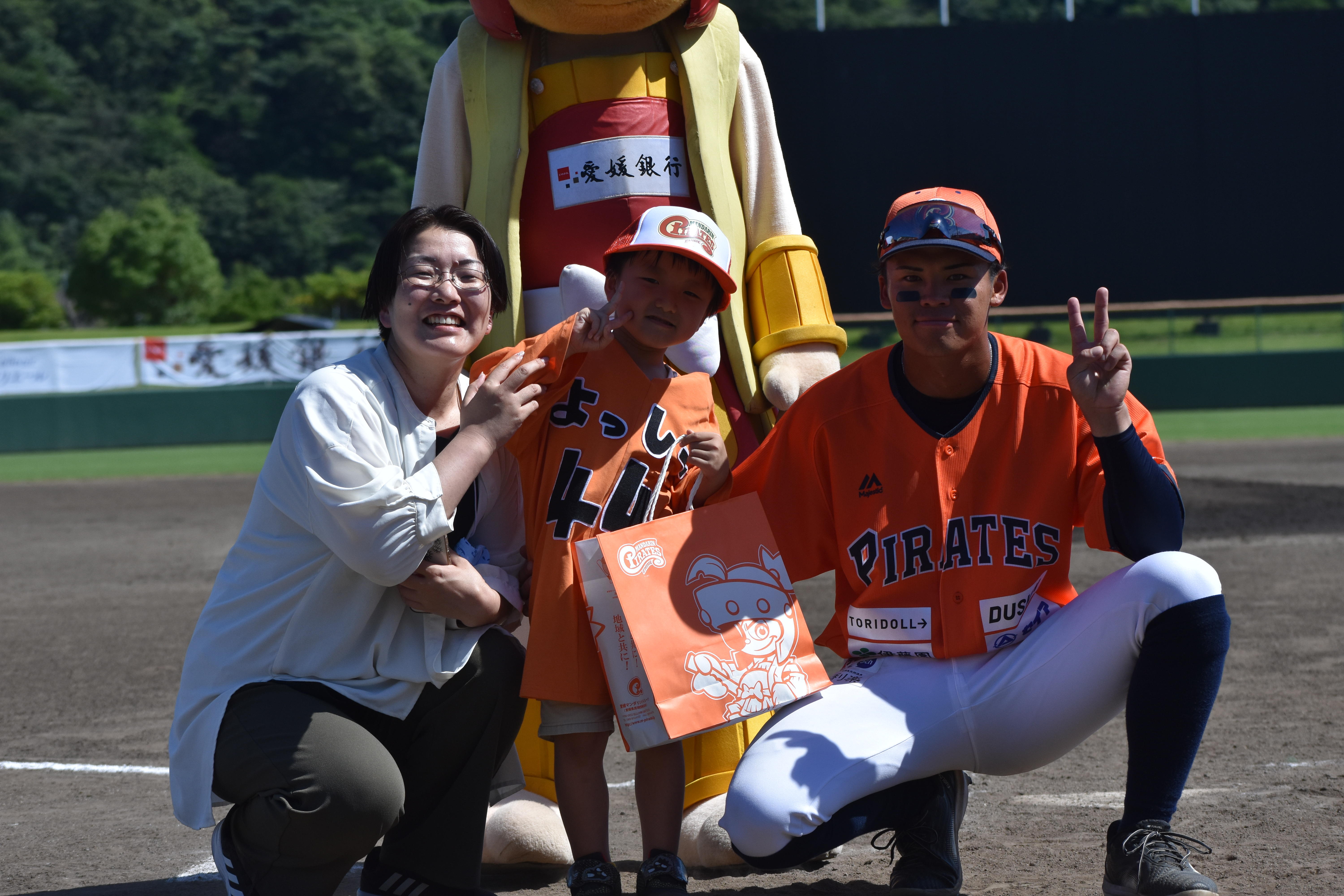 http://www.m-pirates.jp/topics/DSC_0656.JPG