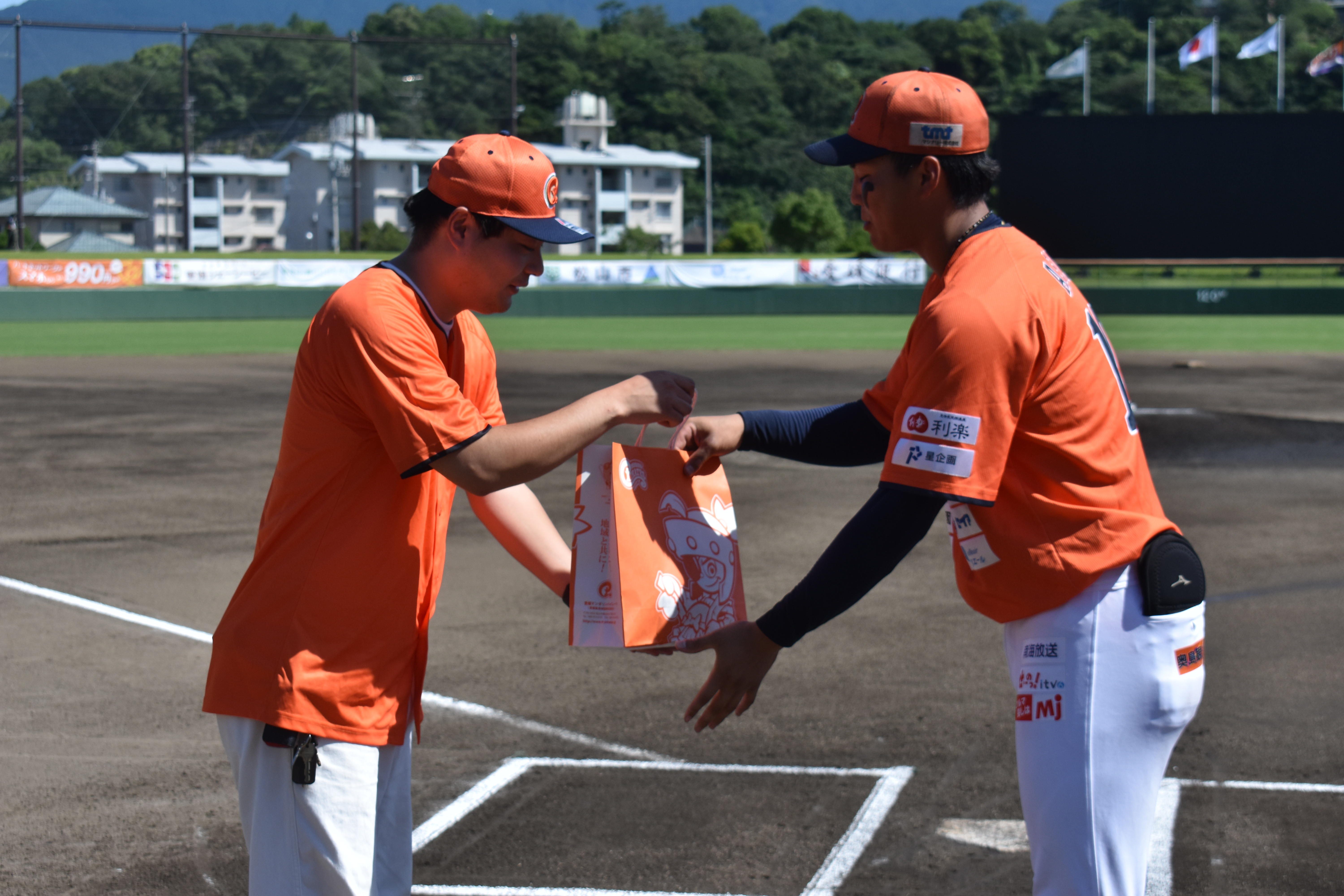 http://www.m-pirates.jp/topics/DSC_0716.JPG