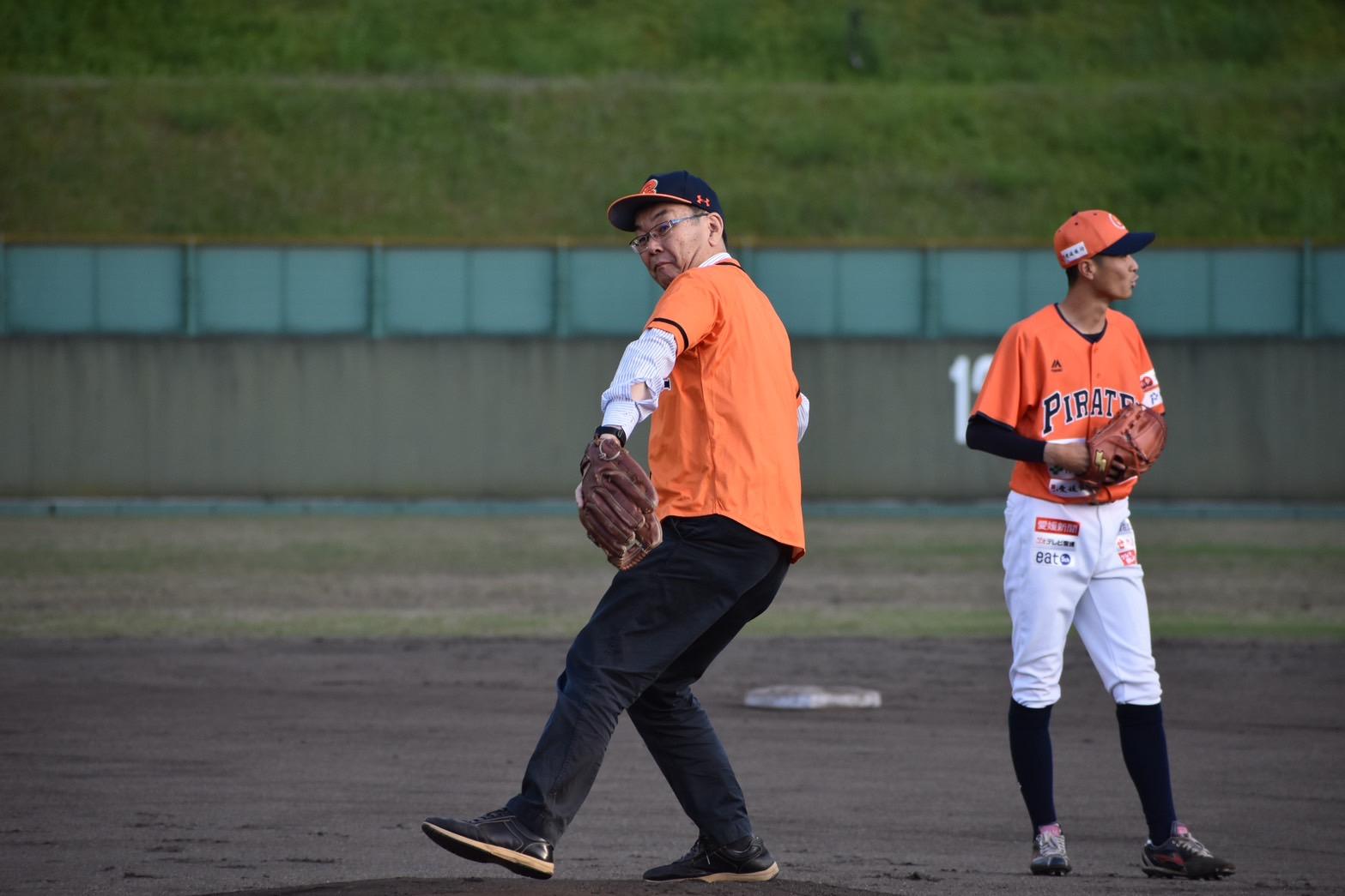 http://www.m-pirates.jp/topics/S__4333591.jpg