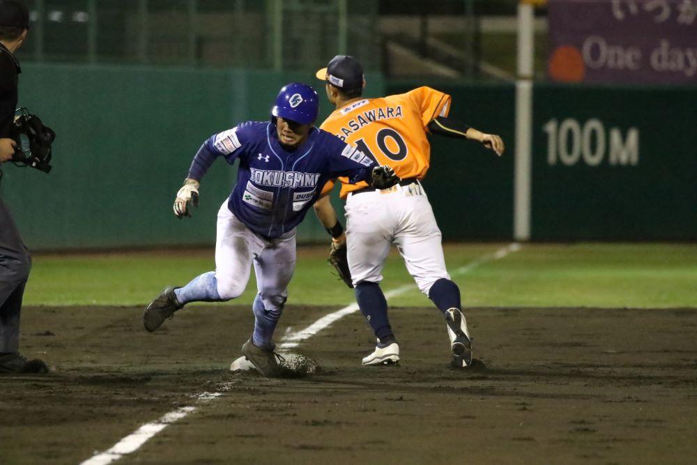 http://www.m-pirates.jp/topics/ab230d1d7b6293f995012640f93f7edd9ba3563b.jpeg