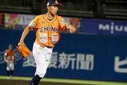 正田投手フィールディング.jpeg