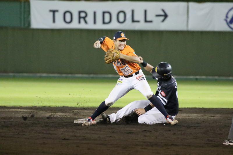 http://www.m-pirates.jp/topics/b32c73cc60244910b3994d445b1d4050b85a4713.jpeg