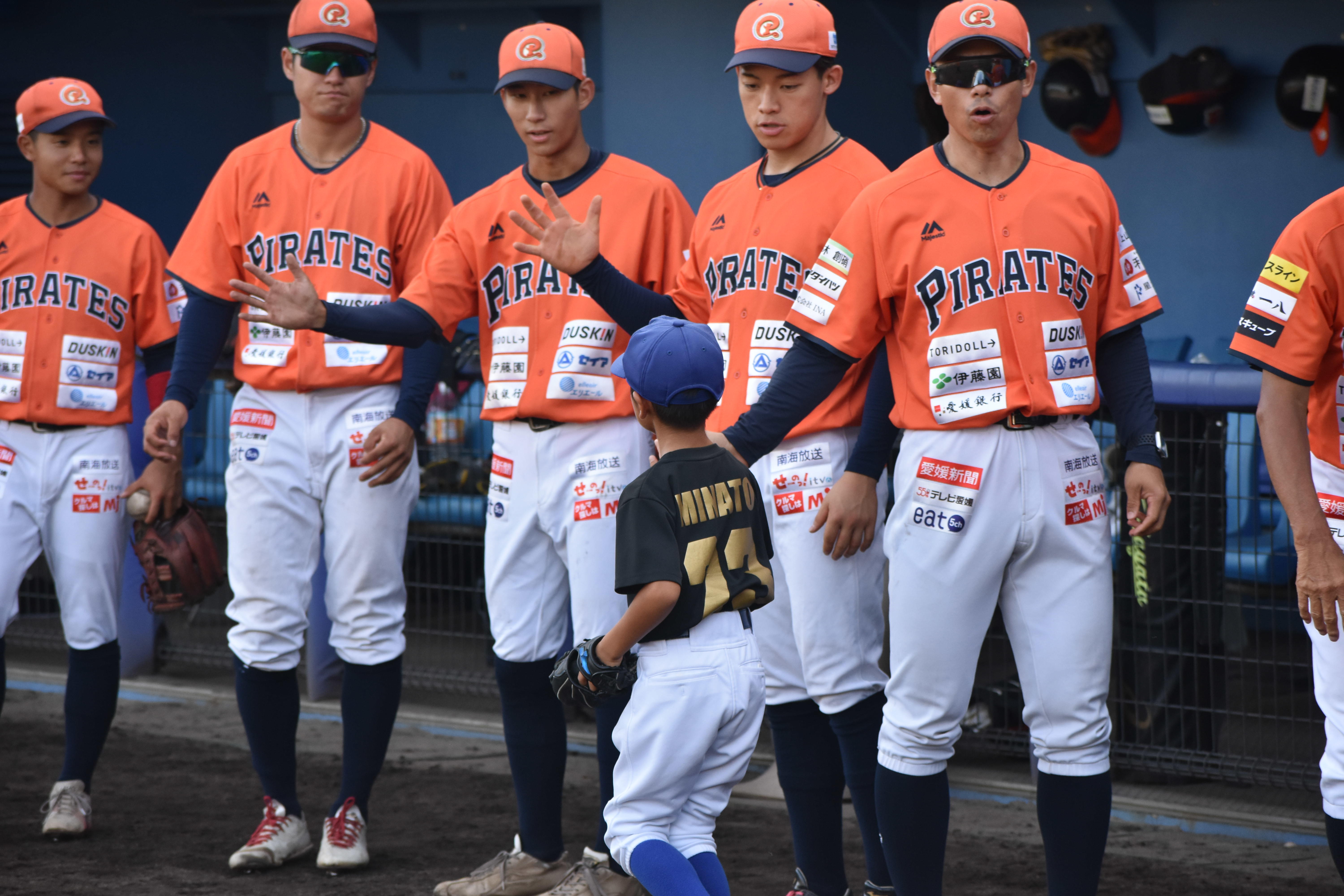 http://www.m-pirates.jp/topics/e13db5490030e37bb8271fd2e0a63d2594611bc1.JPG
