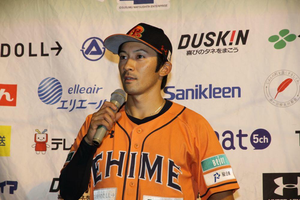 http://www.m-pirates.jp/topics/fd5efe1f9525a3c34e4a356eebba3c42befc4674.jpeg